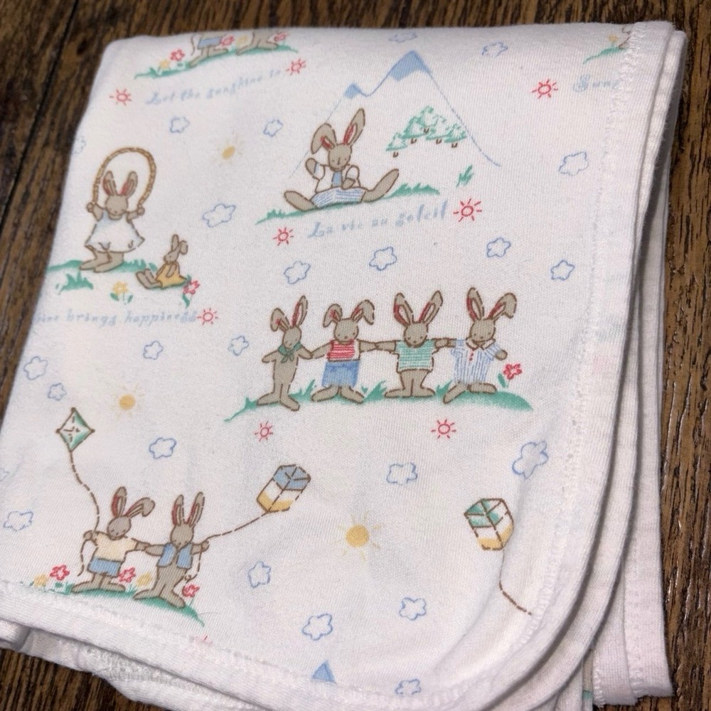 Vintage Carters White Cotton Bunny Rabbit Blanket Kite Cloud Sun Jump Rope